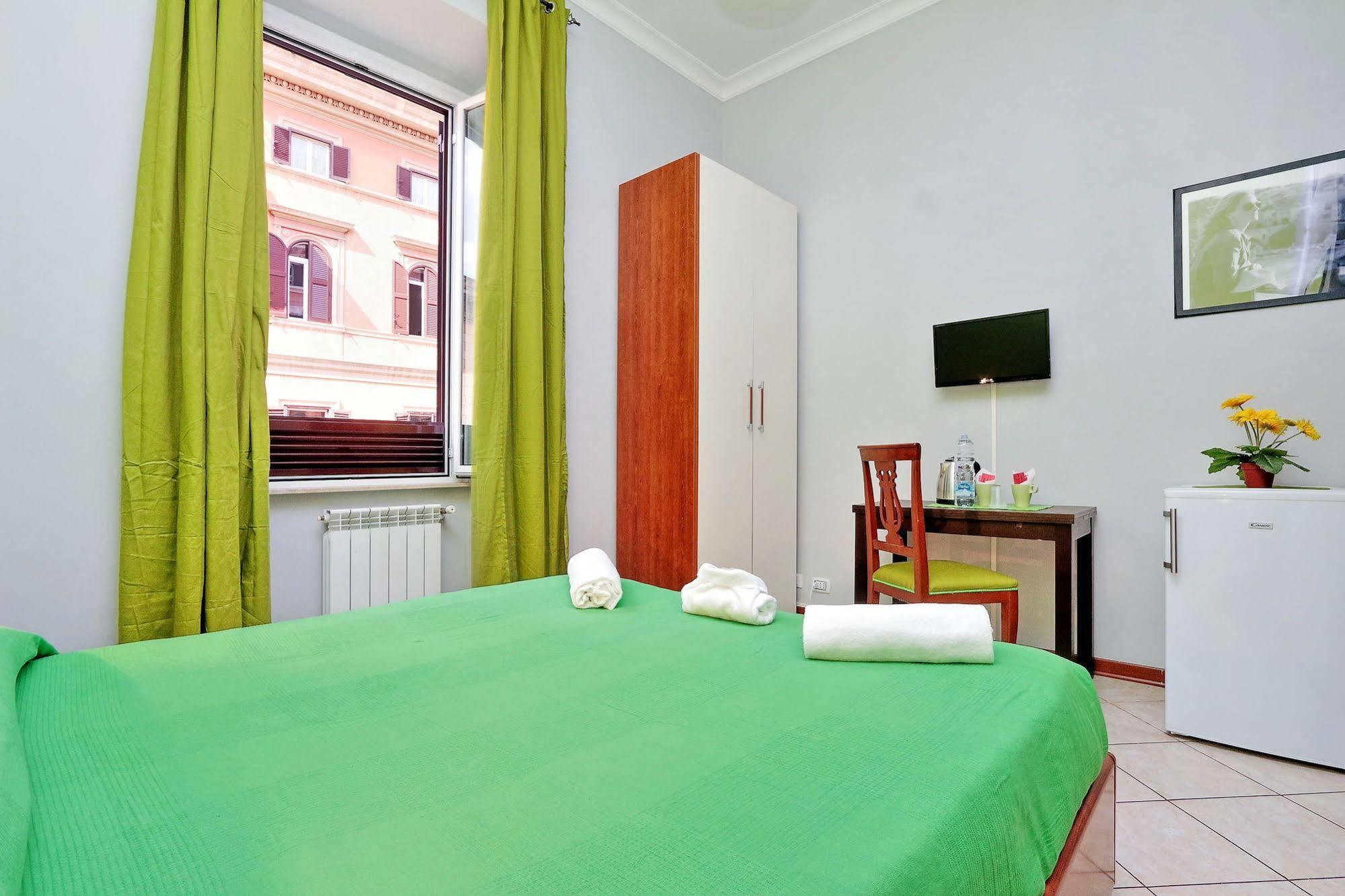 Lucky Domus Rooms Roma Exterior foto